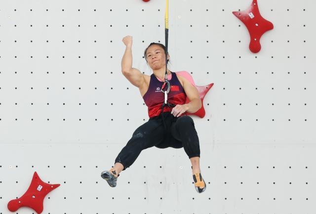 1723113690686045864.jpg 巴黎奥运会丨攀岩——女子速度赛:中国选手邓丽娟获得银牌XxjpseC010312_20240807_MVPFN0A001.jpg